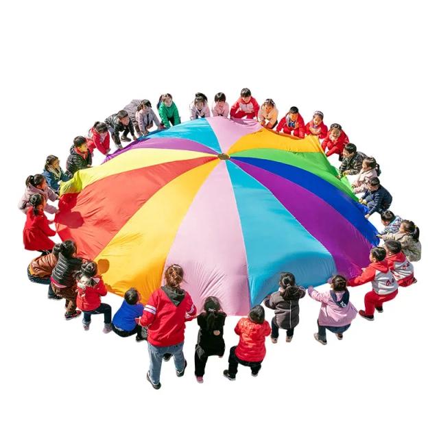 Brinquedo de Paraquedas Colorido para Crianças - Jogo Ao Ar Livre em Variedades de Tamanho 2m a 6m
