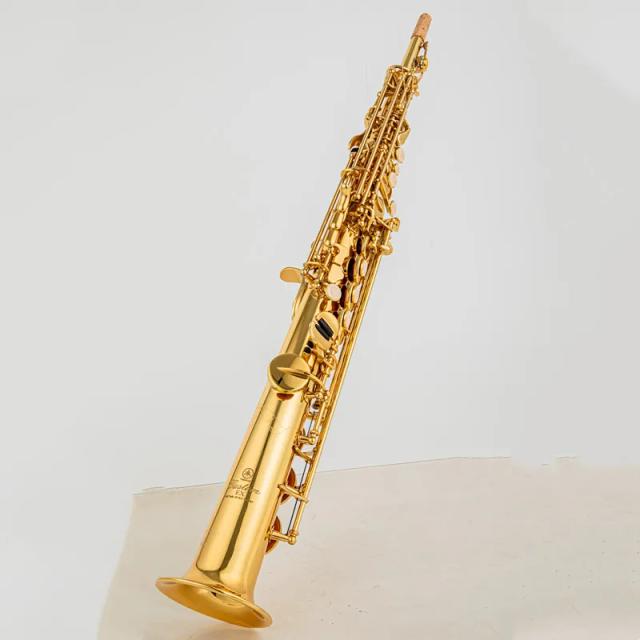 Saxofone Soprano Profissional B-Flat Dourado Lacado com Acessórios e Estojo - Fabricado no Japão, Modelo 875EX