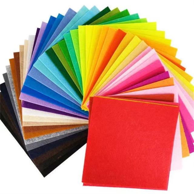 Tecido de Feltro Colorido para Patchwork - 40 Quadrados de 15x15cm em 1mm para Artesanato DIY
