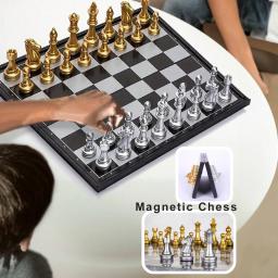 Conjunto de xadrez magnético para treinamento, ouro e prata luxuosos, tábua dobrável, portátil, viagem, conjuntos de jogos, perfeito - Image 1