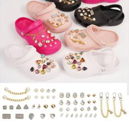 Bling Rhinestone Buraco Sapatos Charm Buckles Cristal Metal Cadeia Buraco Sapatos Acessórios DIY Pérola Sandálias Flor Decorações - Image 1
