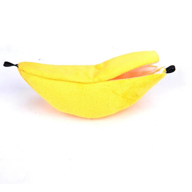 Gaiola de Rede Aconchegante para Pequenos Animais com Brinquedos e Cama de Ninho em Design de Banana