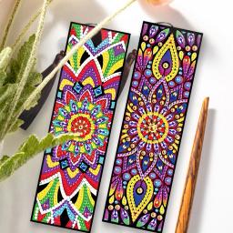 1/2 pçs Marcador de livro de couro em forma especial Faça você mesmo Broca de pintura de diamante Borla Marcas de livro Artesanato Arte Mosaico Decoração de presente Presente de casa - Image 2