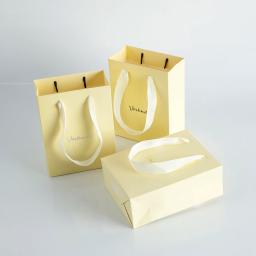 Sacos De Papel Bege com Logotipo Personalizado, Sacolas De Presente De Papelão, Favor De Compras Em Massa, Sacos De Embalagem De Doces com Alças, 12x6x16cm, 50Pcs - Image 1