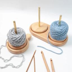 Madeira lã bola Winder Stand Tool, suporte do fio, ferramentas de tricô, iniciantes Crochet acessórios, linha de costura, carretel, novo - Image 3
