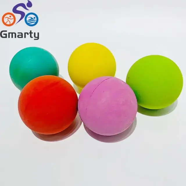 Treinamento de Squash com Bola Oca de Alta Elasticidade para Baixa Velocidade e Prática de Raquete