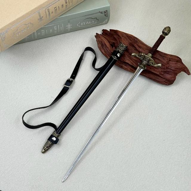 Espada Arya Stark Game of Thrones 30cm - Modelo Colecionável de Metal para Decoração e Periféricos da Série