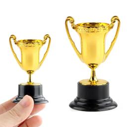 Mini troféu de plástico resistente ao desvanecimento, troféus plásticos chamadores, mini ornamentos de desktop para favores do partido, adereços recompensas - Image 5