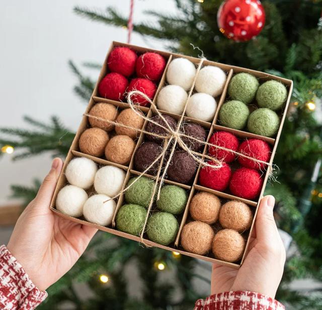 Bolas de Mini Lã Feltro para Decoração de Natal e Ano Novo - Ornamentos Coloridos para Arvores e Presentes