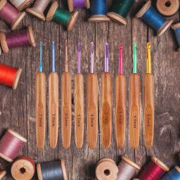 9Pcs Bambu Agulhas De Tricô Set Crochet Ganchos 2-6mm Crochet para Weave Fio Handle Agulhas De Costura Ferramenta Knitting Crochet Kit - Image 4