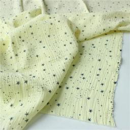 135*100cm tecido de algodão puro macio respirável gaze dupla crepe tissu estrela impressão tecido para bebê sleepwear têxtil natal - Image 3