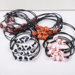 Esportes Tema Charm Pulseiras para Meninos, Futebol, Beisebol, Basquete Beads, Birthday Party Favors, Pinata Fillers, 10Pcs - Image 1