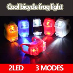 Bicicleta dianteira e luz traseira, silicone levou luz, impermeável, acessórios de segurança, ciclismo noturno, mountain bike - Image 1