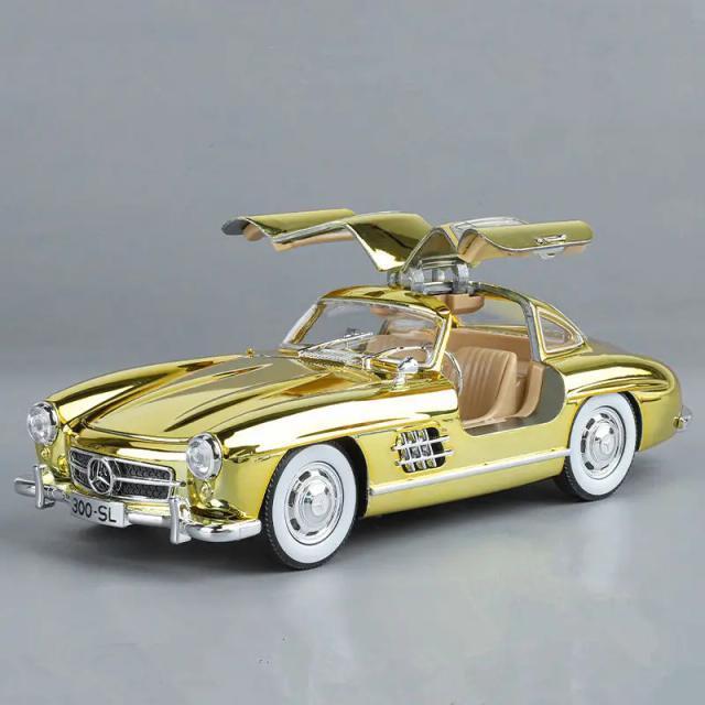 Carro Clássico para Crianças: Miniatura 1:24 do Mercedes Benz 300SL com Som e Luz - Brinquedo Perfeito para Presentear