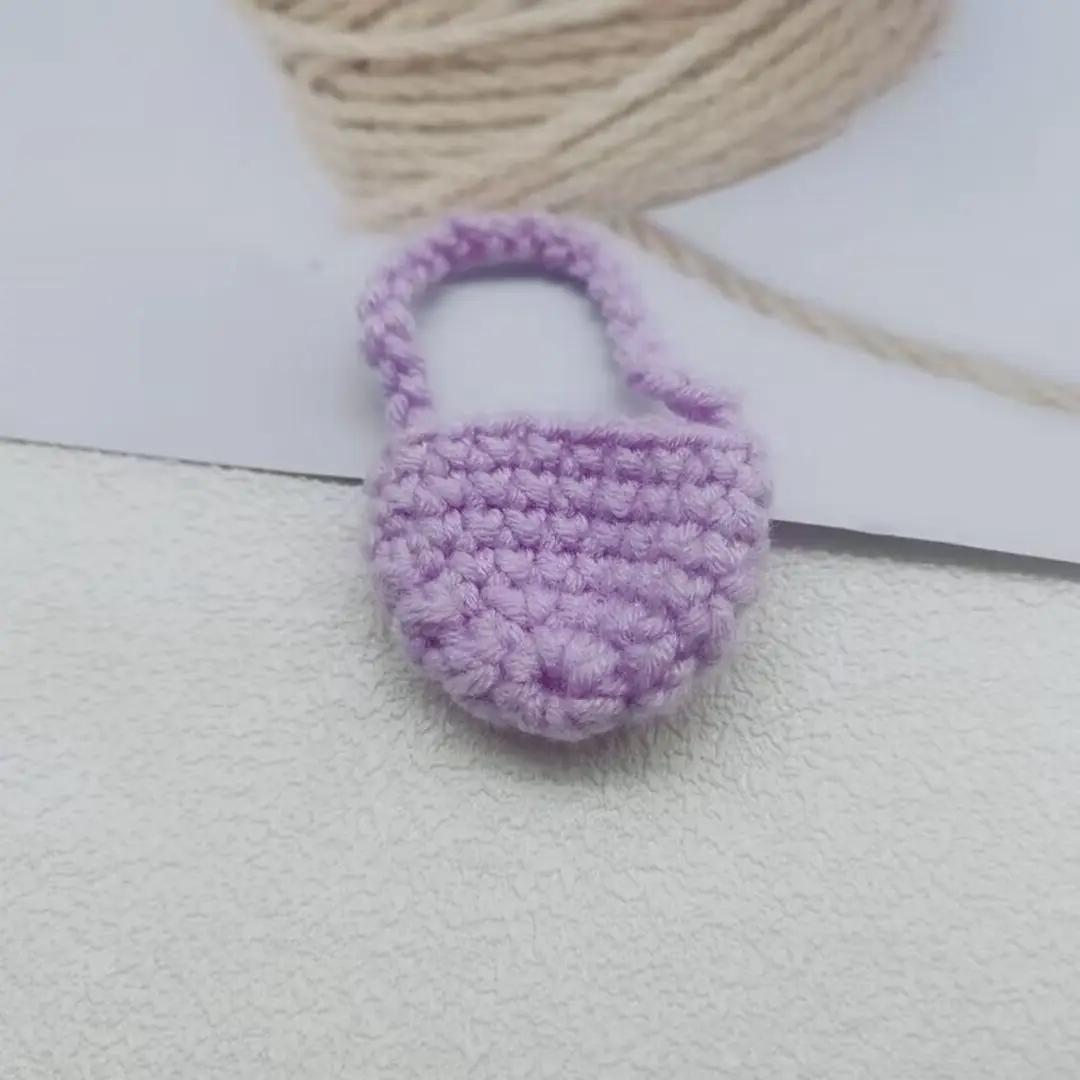 Mini boneca artesanal de lã de crochê artesanal Roupas de lã pequenas Decoração de boneca de tricô DIY Hand Hook Acessórios de vestuário fofos - Image 1