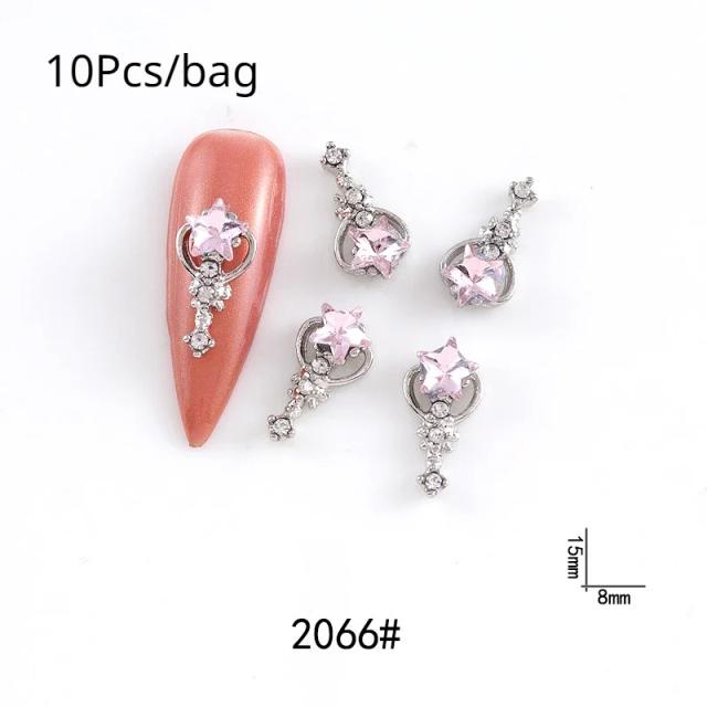 Charmosos Strass 3D para Unhas: Letras e Números Acrílicos com Glitter para uma Decoração Única