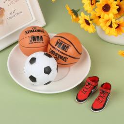 1pc casa de bonecas em miniatura bola de esportes de futebol e basquete decoração acessórios boneca casa de bonecas decoração dropshipping - Image 3