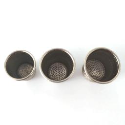 Dedais de dedo de metal de alta qualidade alfaiate costura aperto escudo protetor máquina de costura handworking pino agulha ferramentas à venda - Image 4