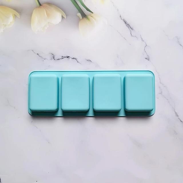Molde de Silicone Quadrado para Sabões e Artesanato: Ideal para DIY, Aromaterapia, Bolos e Pães