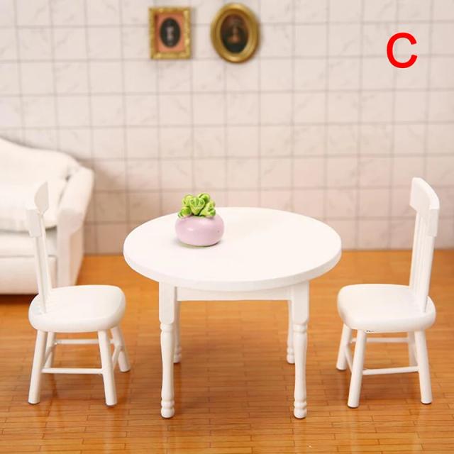 Conjunto de Jantar Miniatura Escala 1:12 - Mesas e Cadeiras de Madeira para Casa de Bonecas