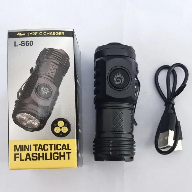 Lanterna Recarregável Compacta com Clipe de Metal, Super Brilhante e 3 LEDs, Ideal para Acampamento e Caminhadas