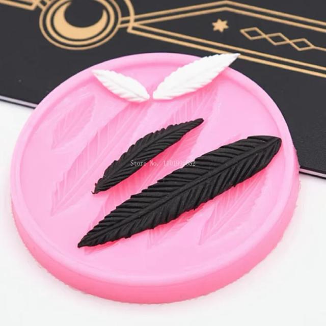 Moldes de Silicone Criativos para DIY: Cerâmica, Argila, Bonecas de Desenho Animado e Personagens de Anime