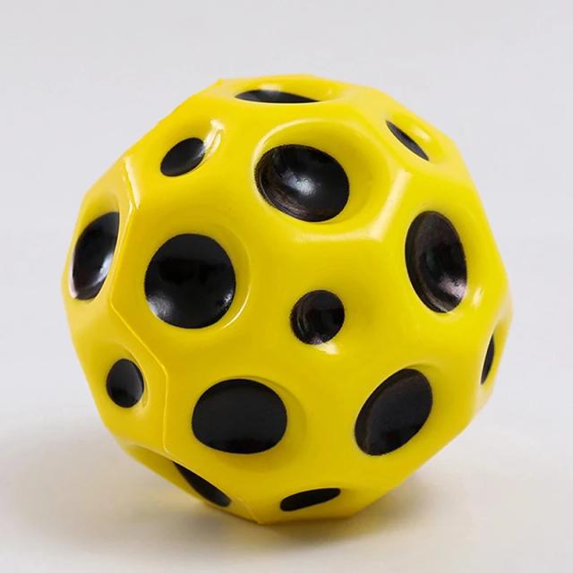 Bola perfurada de espuma lua bola saltando bola prática buraco bola macia saltando bola ao ar livre jogo interativo brinquedos