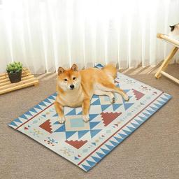 Tapete de resfriamento para cães pequenos e grandes, seda gelada, fácil de limpar, almofada auto-resfriada, acessórios para animais, verão - Image 2
