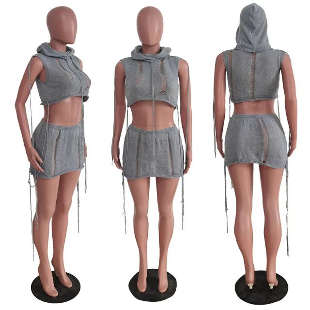 Conjunto Crochê Streetwear Y2K Capuz e Mini Saia