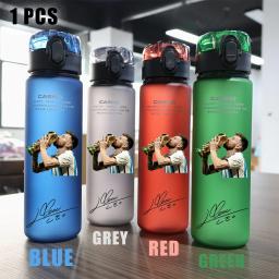 Copo de água esportivo plástico portátil, 560ml, estrela do futebol, vermelho, verde, azul, preto, acampamento ao ar livre, viagem, presente - Image 6