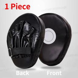 1pc curvo boxe mão alvo couro do plutônio curvado luvas de perfuração respirável luvas de boxe almofada de foco para treinamento de artes marciais - Image 1