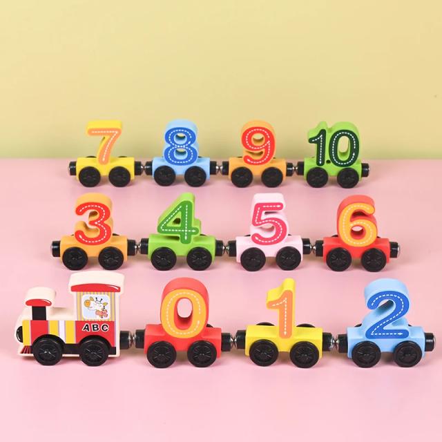 Brinquedo Educativo de Madeira Trem Digital Magnético Cognição 12 Unidades