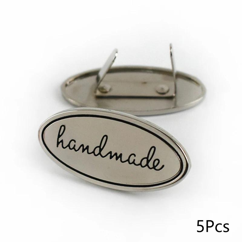 Hand Made Metal Labels para Costura, Ouro e Cor Prata, Etiquetas de vestuário para sacos e bolsa, Feito à mão, letra impressa, DIY, 5 PCs - Image 1