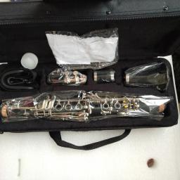 Clarinete Chave Eb com Estojo, Bom Material e Som - Image 1