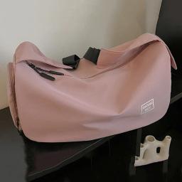 Saco de treino de fitness cor sólida com alça ajustável, resistente ao desgaste com zíper, grande capacidade, futebol, ao ar livre - Image 1