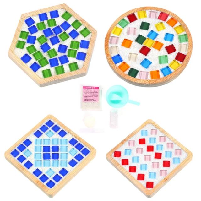 Kits de Mosaico em Vidro com Coasters de Madeira: 4 Conjuntos de Telhas Coloridas para Artesanato DIY para Adultos