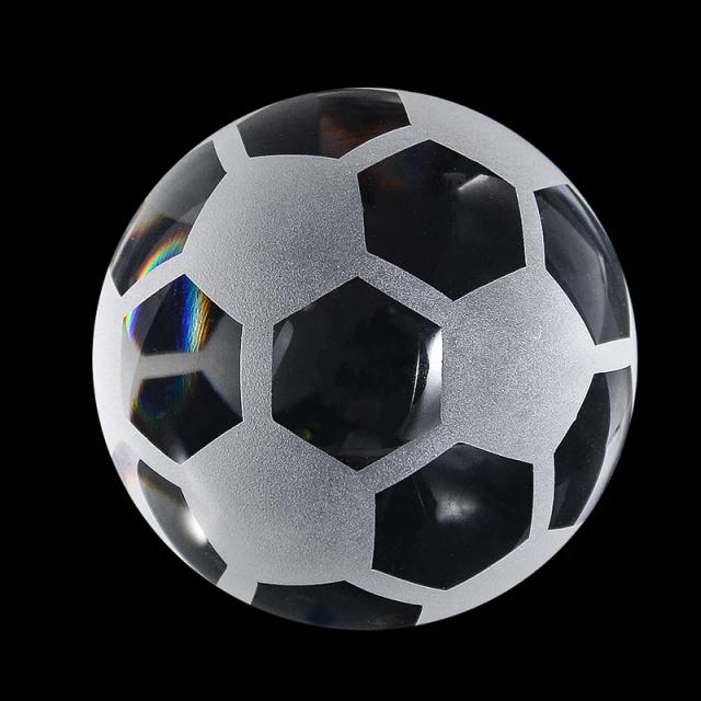 Estatueta de Bola de Cristal Esportiva de Alta Qualidade para Decoração de Escritório e Lembranças - Futebol, Basquete e Golfe, 6 cm e 8 cm