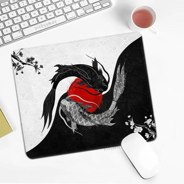 Mousepad pequeno com arte de peixe Koi japonês - Almofada de borracha antiderrapante para computador e mesa de escritório