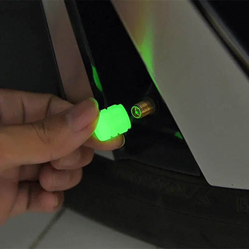 4 pçs núcleo da válvula da motocicleta scooter elétrico acessórios carro pneu fibra chapéu luz luminosa scooters ciclismo esportes - Image 1