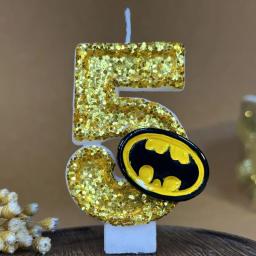 1 pçs número de aniversário 5 velas, engraçado bat tema velas de aniversário para bolo, numeral dourado 0-9 vela bolo topper com lantejoulas - Image 1