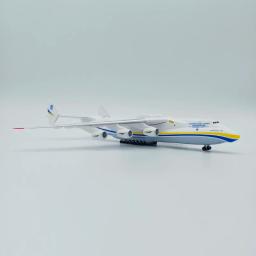 Avião de plástico de 1/400 escala, colecionável de adultos, mini brinquedos para meninos, modelo de amostra estática, disponível em-225 polegadas - Image 3