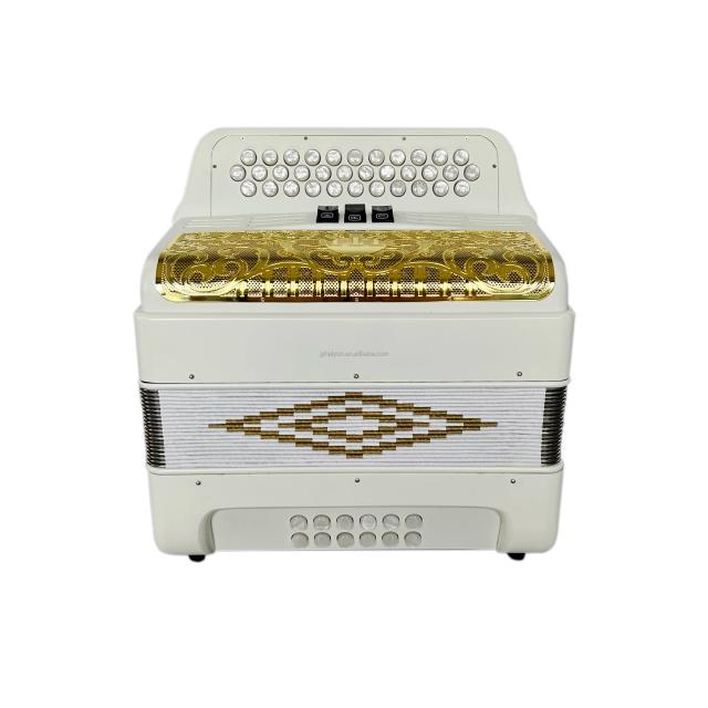 Acordeão Profissional Seasound Matt White com Grade Dourada, 34 Botões, 12 Baixos e 3 Registros JB3412C