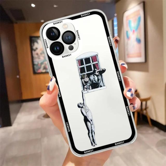 Capa de Telefone Banksy para iPhone - Estilo Grafiteiro para Modelos 11 Pro Max, 12, 13, 14 e 15