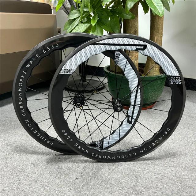 Conjunto de Rodas de Carbono 700c 65mm Clincher/Tubeless 16/24 Furos