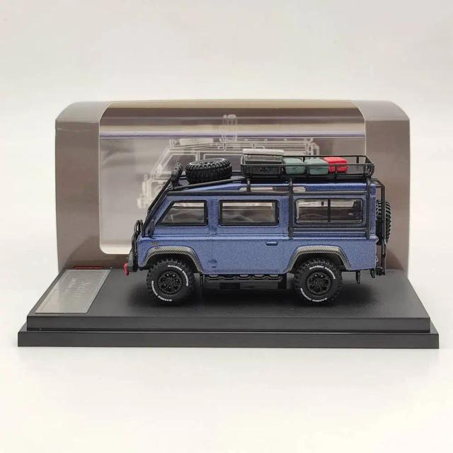 Miniatura Diecast Master Defender 110 e Van Camp G-U-L-F 1:64: O Presente Perfeito para Colecionadores e Entusiastas