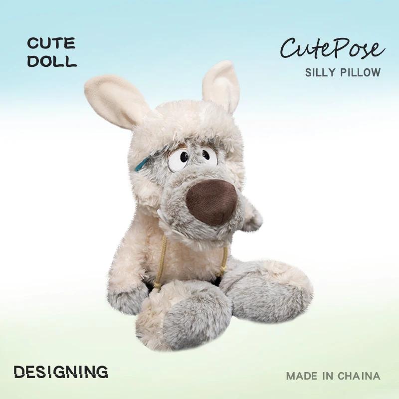 Um lobo recheado na roupa Brinquedo de pelúcia Lobo pelúcia Bonecas, Presentes perfeitos para crianças, Aniversário, Dia das Bruxas, Natal, Alta qualidade, Decoração - Image 1