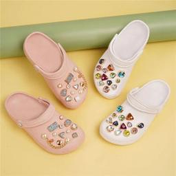 Bling Rhinestone Buraco Sapatos Charm Buckles Cristal Metal Cadeia Buraco Sapatos Acessórios DIY Pérola Sandálias Flor Decorações - Image 4