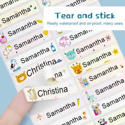 Etiqueta personalizada do nome para crianças, decalques Kawaii impermeáveis, etiqueta personalizada do primeiro nome, papelaria escolar, etiqueta da garrafa - Image 1