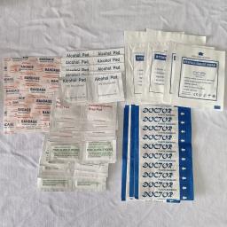 Kit portátil de primeiros socorros para aventura ao ar livre, kit multiúso de primeiros socorros com equipamento médico básico, presentes para ele - Image 5