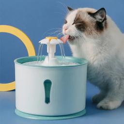 Distribuidor de água potável para animais de estimação, 2,4l, filtros de carvão ativado, led, recipiente alimentador automático, interface usb - Image 1